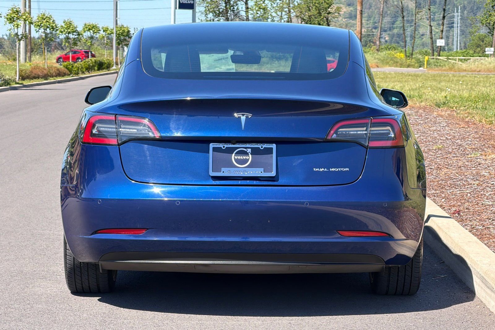 Used 2022 Tesla Model 3 Long Range AWD/4WD image 4