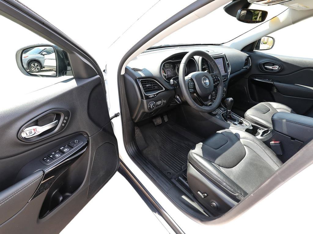 Used 2023 Jeep Cherokee Altitude Lux w/ Lux Elite Package image 10