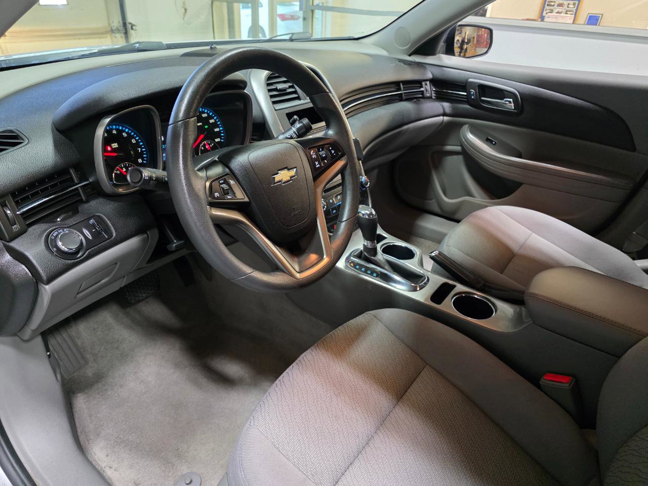 Used 2016 Chevrolet Malibu LS image 16