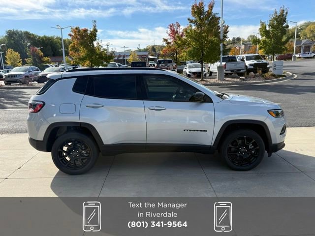 New 2025 Jeep Compass Latitude w/ Sun & Sound Group image 7