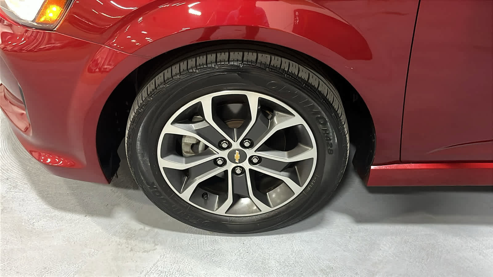 Used 2017 Chevrolet Sonic LT FWD image 8