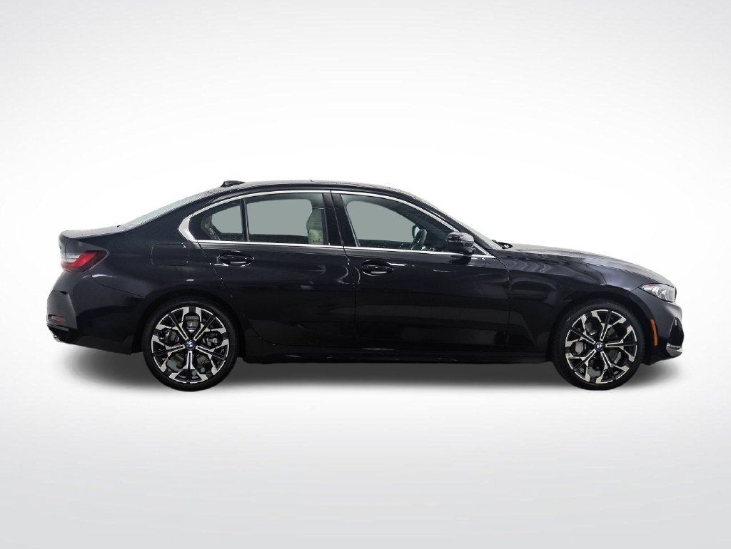 New 2026 BMW 330i xDrive Sedan w/ Premium Package AWD/4WD image 6