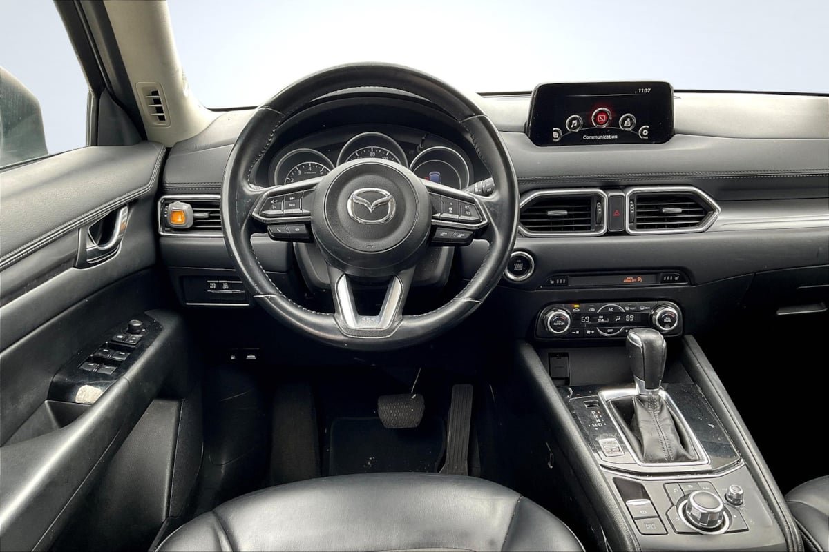 Used 2018 MAZDA CX-5 Touring FWD image 5