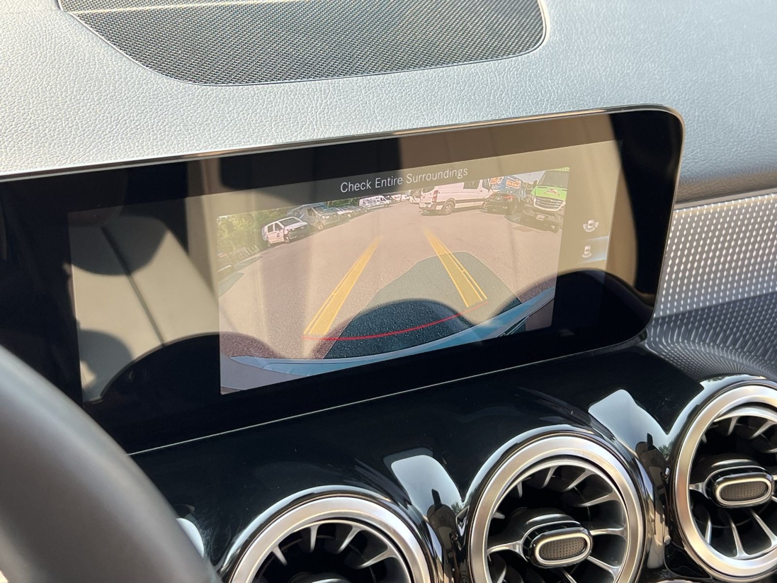 Certified 2022 Mercedes-Benz GLB 250 4MATIC image 24