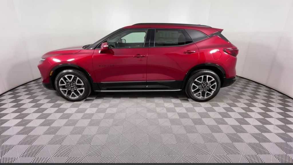 New 2024 Chevrolet Blazer RS w/ Enhanced Convenience Package image 11