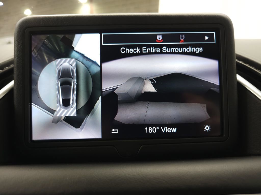 Used 2019 Aston Martin DB11 Coupe RWD image 18