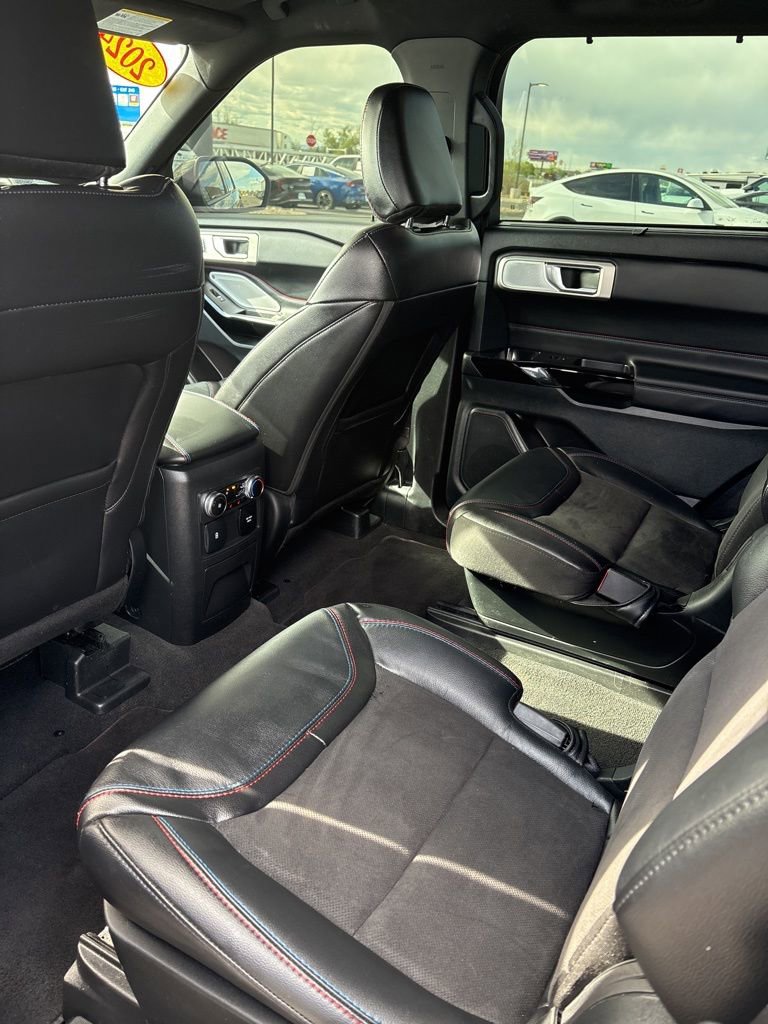 Used 2024 Ford Explorer ST w/ Equipment Group 401A AWD/4WD image 10