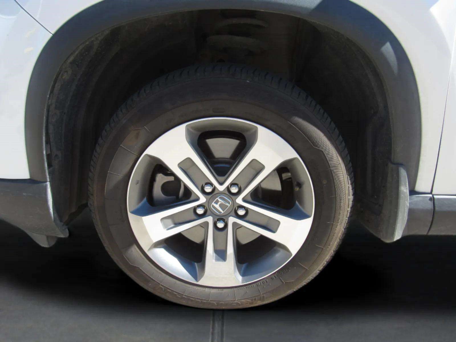 Used 2023 Honda Pilot EX-L image 5