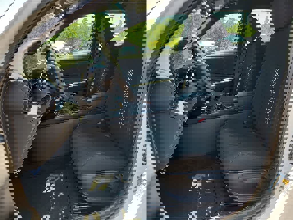 New 2025 Hyundai Elantra SEL image 12