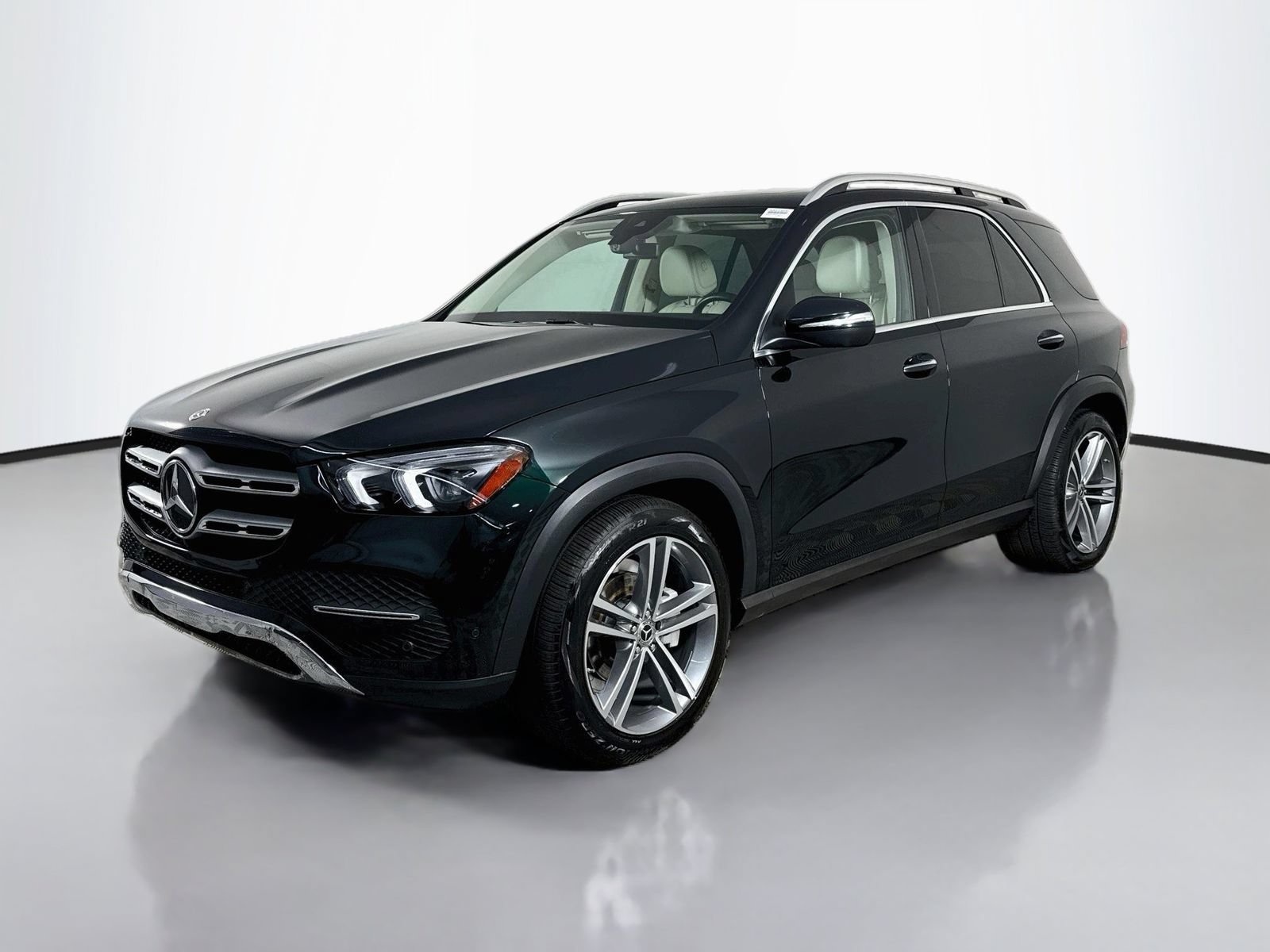 Used 2021 Mercedes-Benz GLE 350 image 3