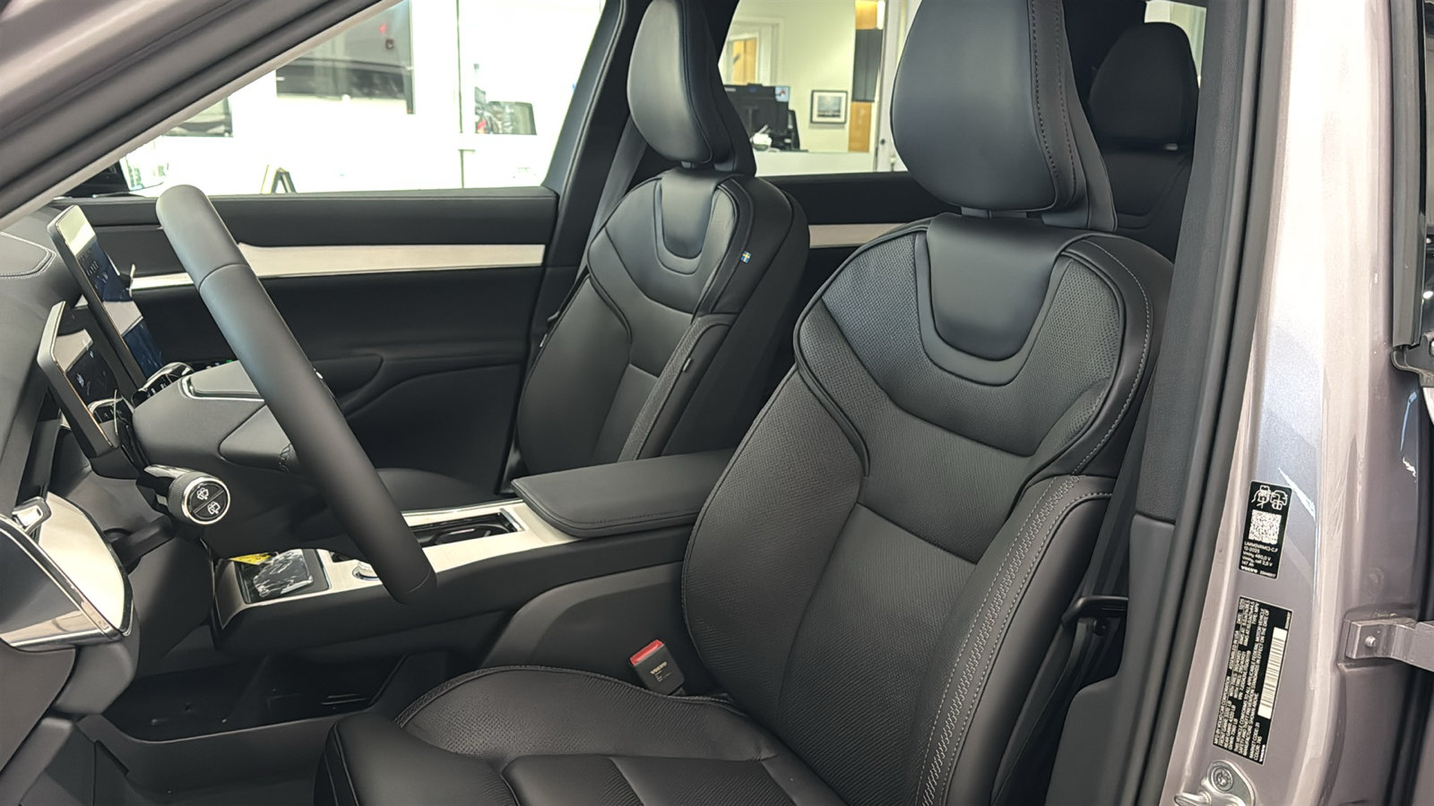 New 2026 Volvo EX90 Ultra AWD/4WD image 25