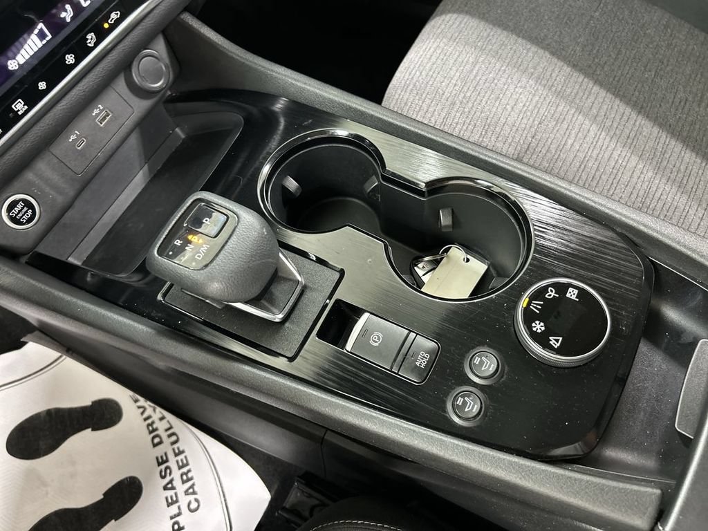 Used 2021 Nissan Rogue SV AWD/4WD image 17