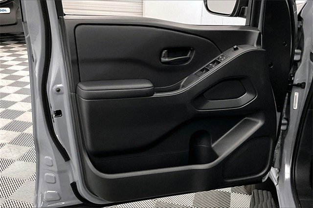 New 2026 Nissan Frontier SV image 31