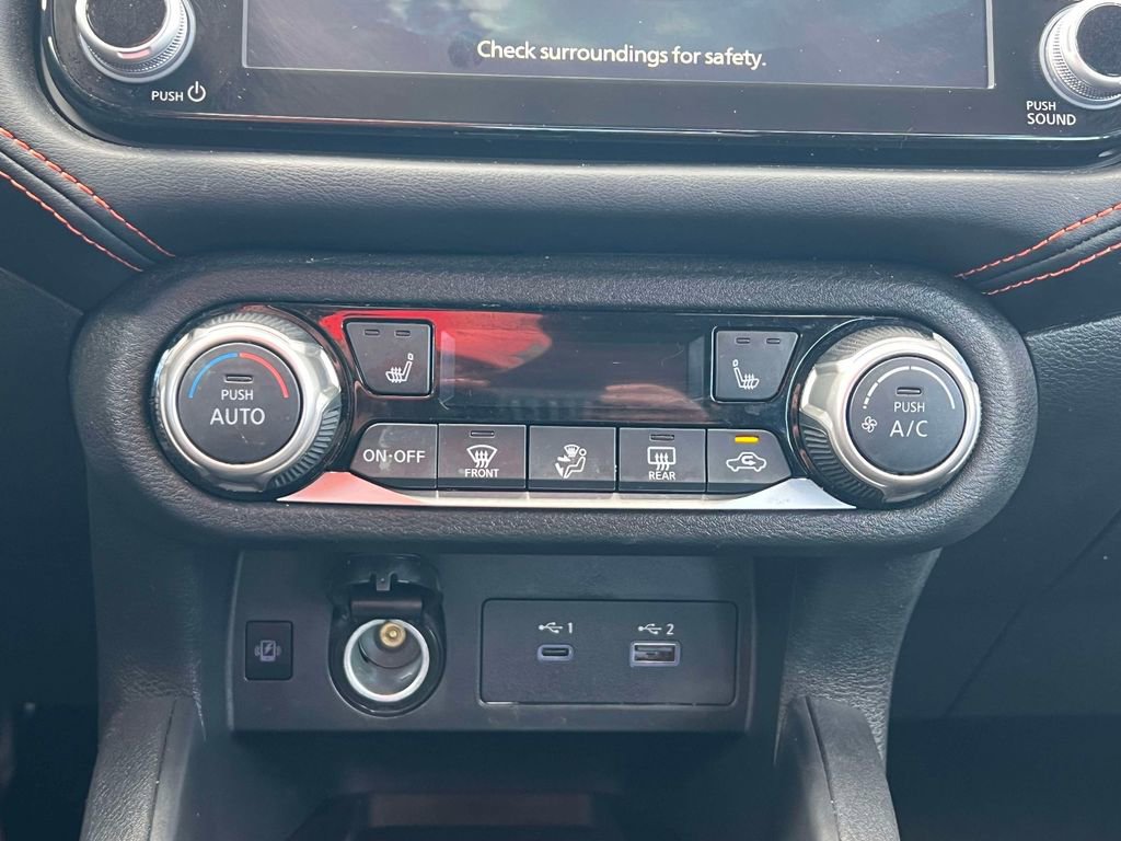 Certified 2025 Nissan Versa SR image 29