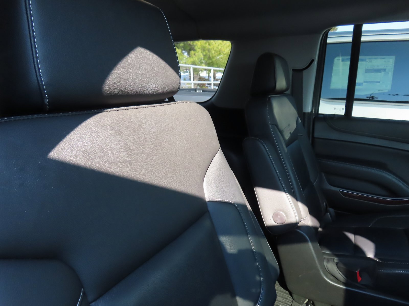 Used 2019 GMC Yukon XL SLT image 34