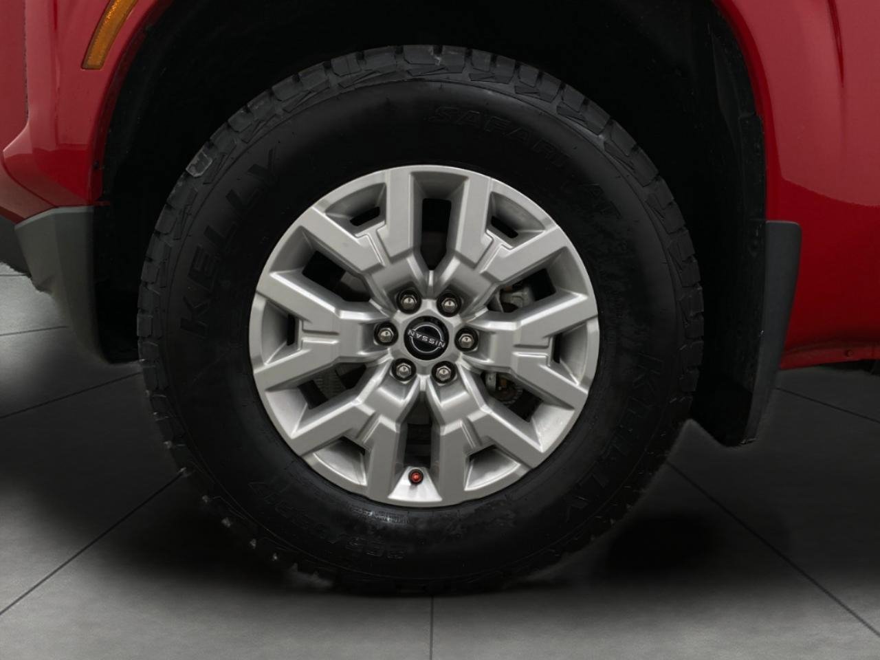 Used 2023 Nissan Frontier SV w/ SV Premium Package image 13