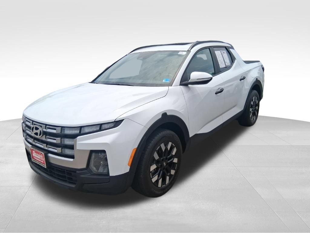 Used 2025 Hyundai Santa Cruz SEL FWD image 2