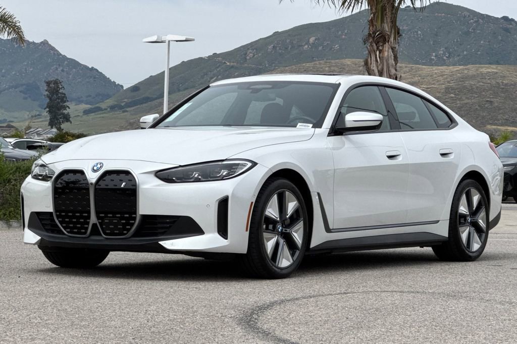 Used 2023 BMW i4 eDrive35 RWD image 7