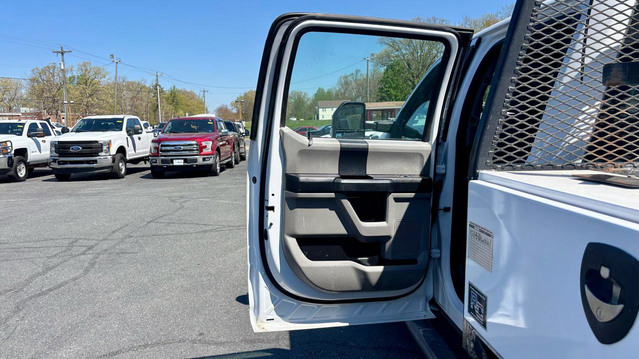 Used 2017 Ford F350 XL w/ Power Equipment Group AWD/4WD image 15