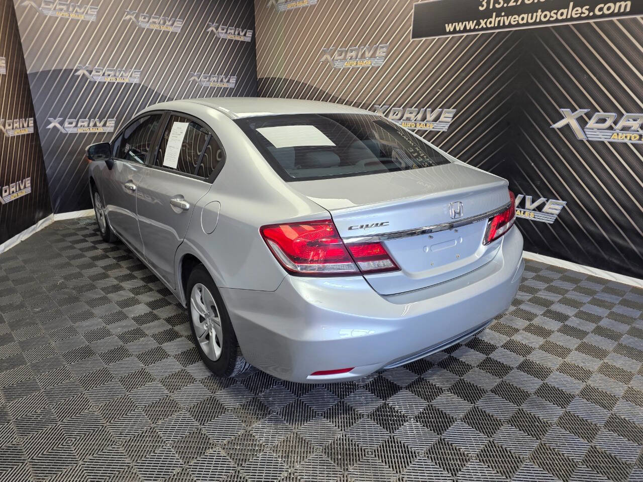 Used 2015 Honda Civic LX image 9