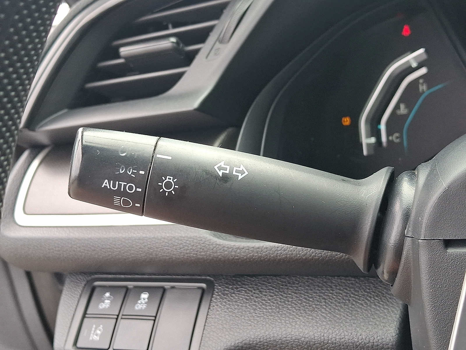Used 2020 Honda Civic LX image 24