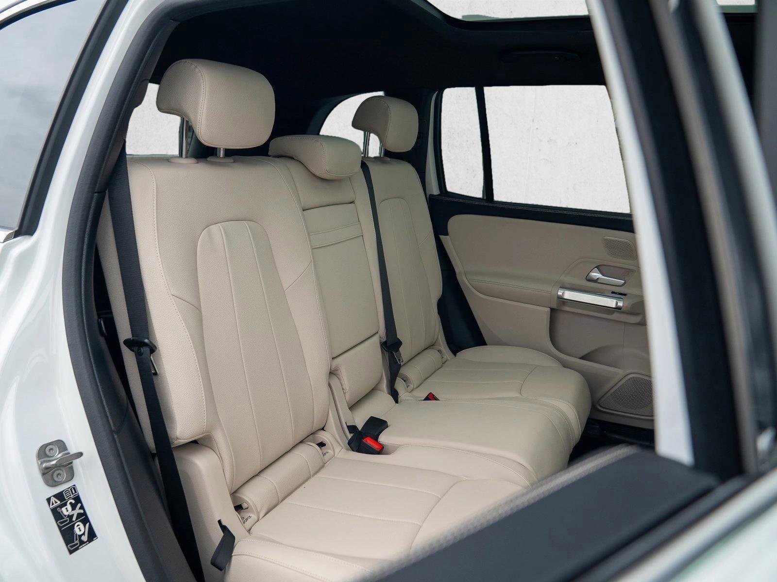 Certified 2026 Mercedes-Benz GLB 250 4MATIC image 26