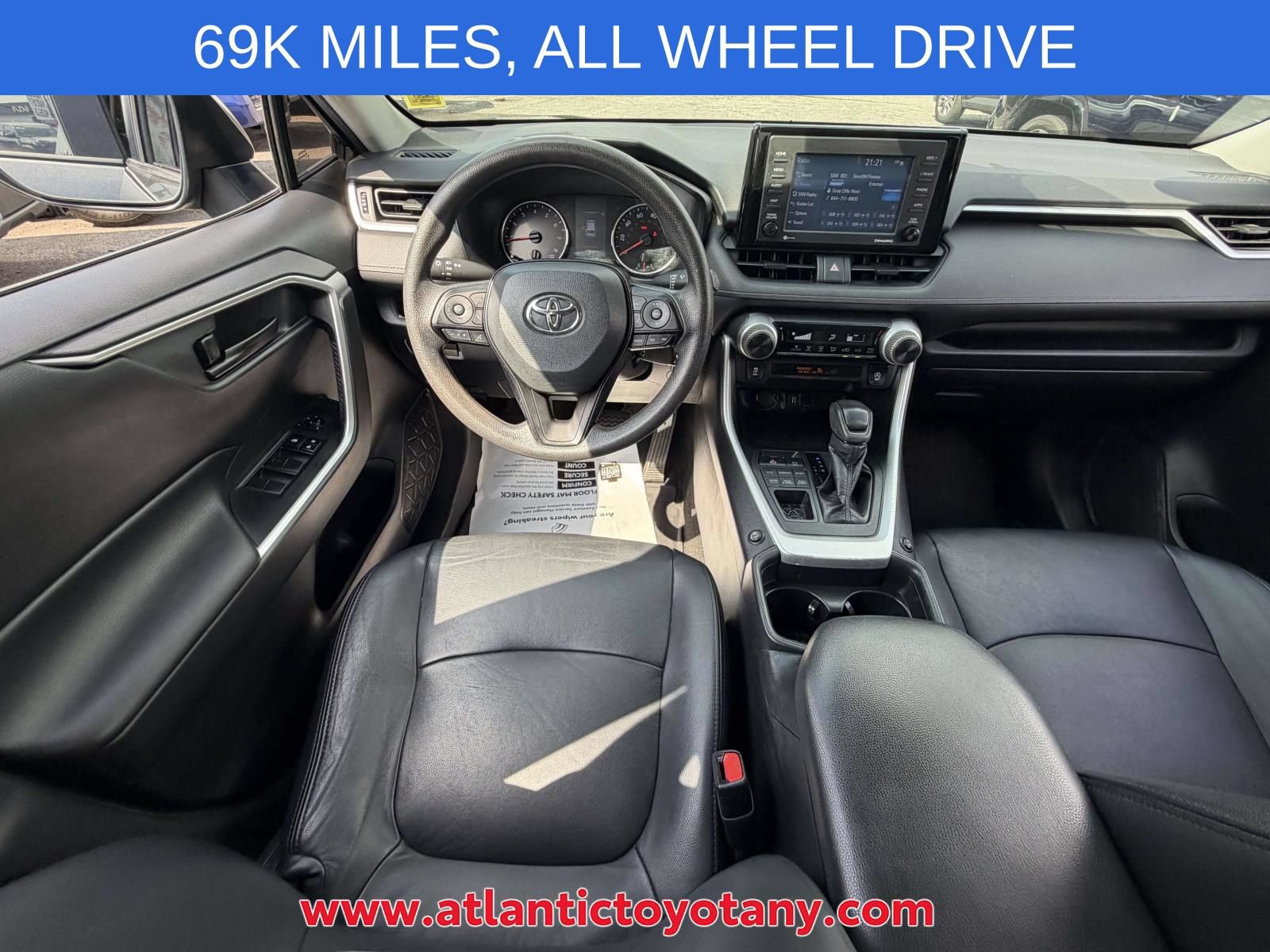 Used 2020 Toyota RAV4 LE w/ Carpet Mat Package AWD/4WD image 16