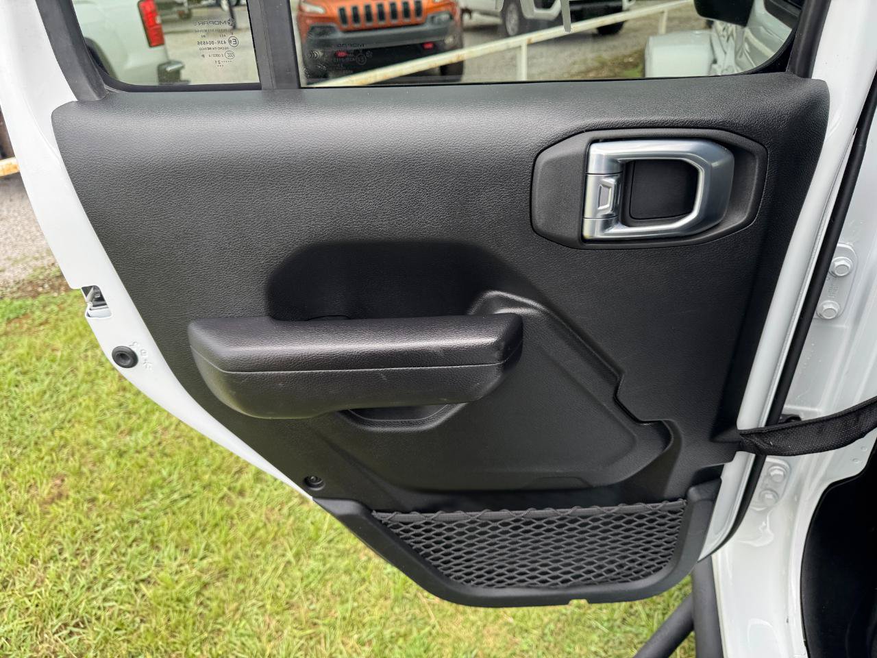 Used 2021 Jeep Gladiator Sport AWD/4WD image 25