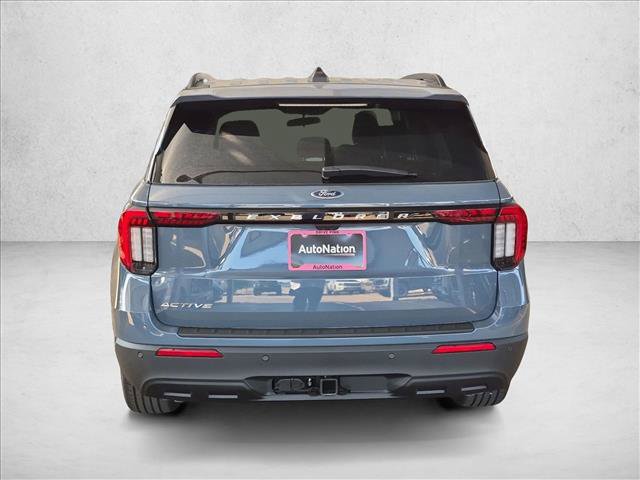 New 2026 Ford Explorer Active RWD image 8
