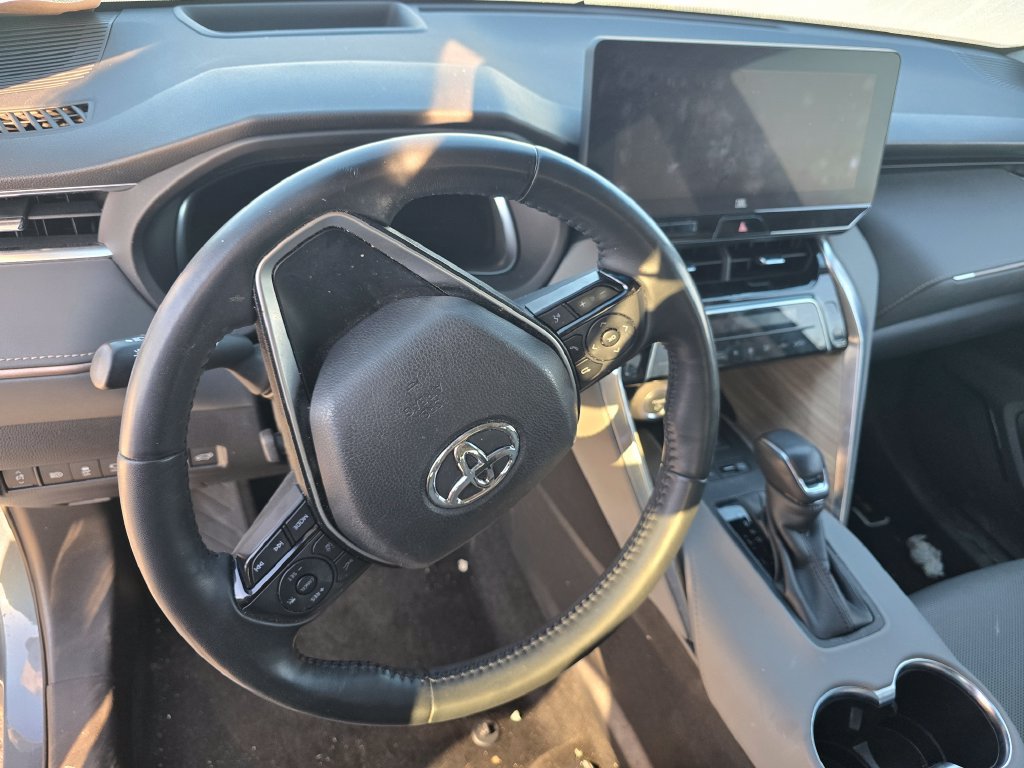 Used 2023 Toyota Venza Limited AWD/4WD image 16
