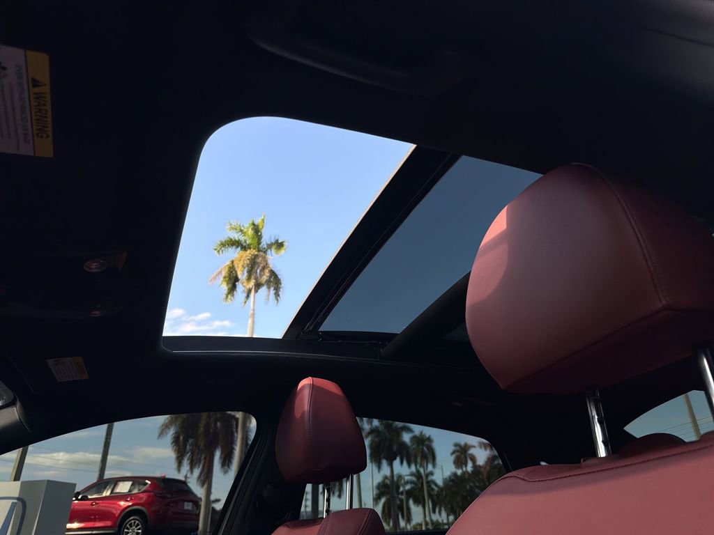 Used 2025 Kia K5 GT-Line w/ GT-Line Premium Package image 28