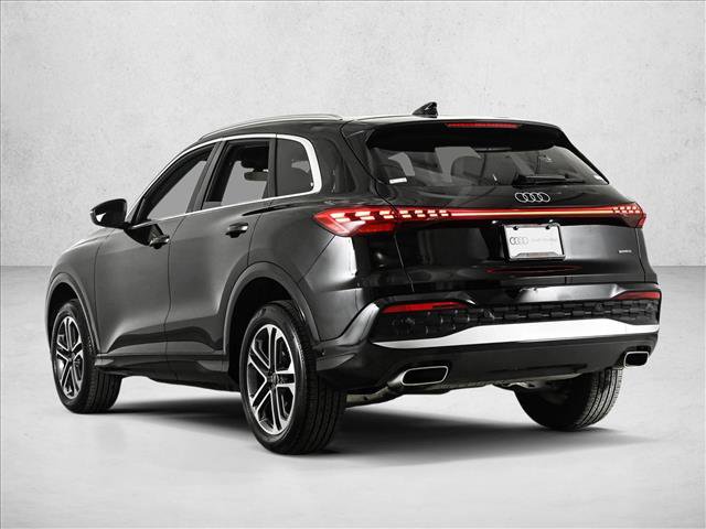 Certified 2025 Audi Q5 Premium w/ Convenience Package image 8