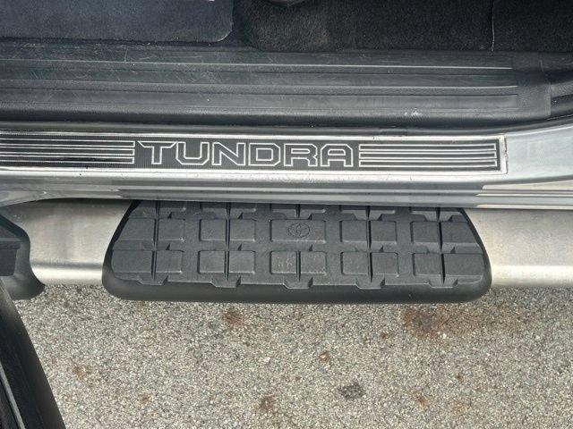Used 2019 Toyota Tundra Platinum AWD/4WD image 25