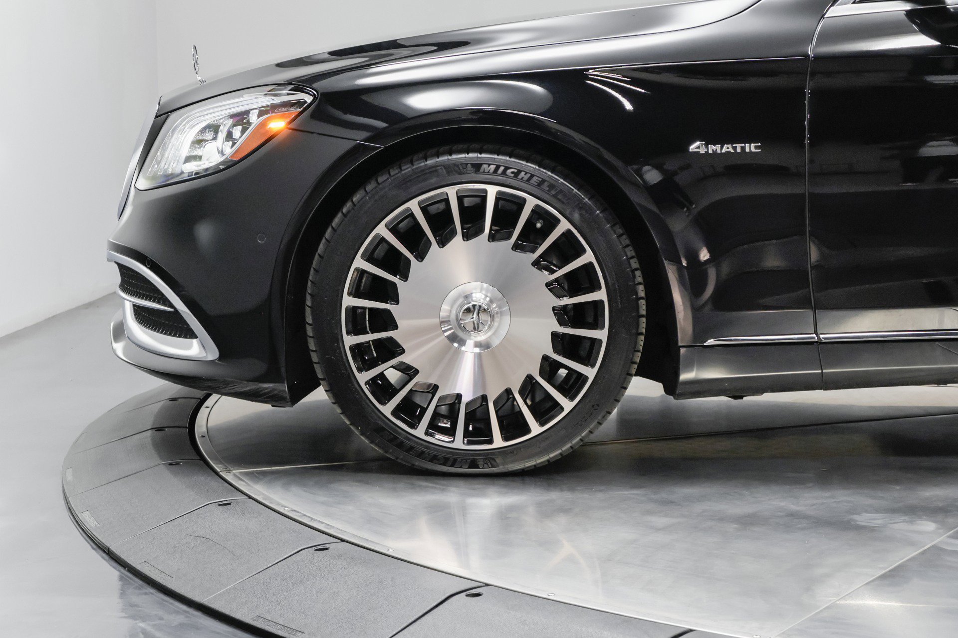 Used 2019 Mercedes-Benz Maybach S 560 4MATIC image 23