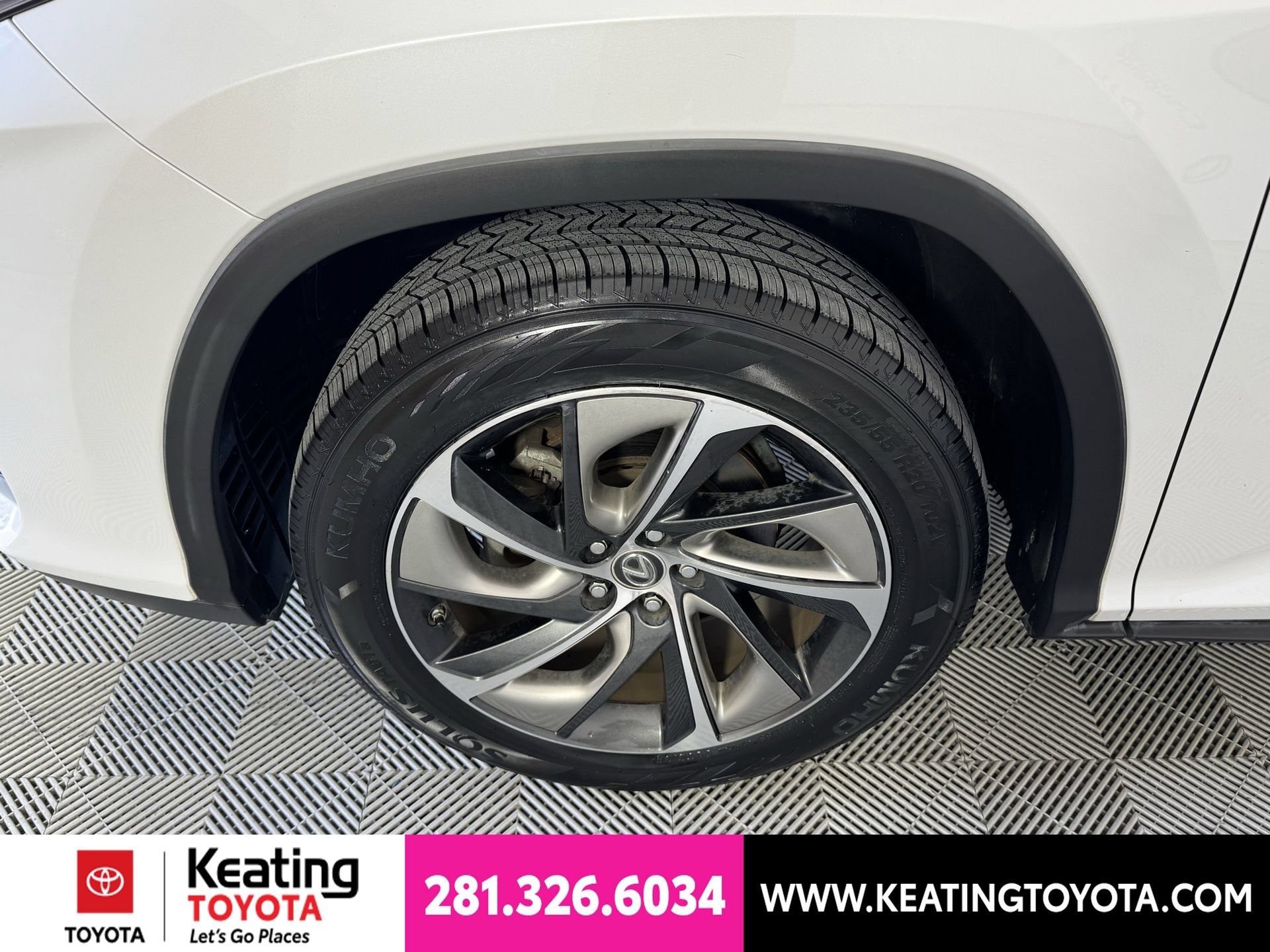 Used 2018 Lexus RX 350L Luxury w/ Accessory Package FWD image 31