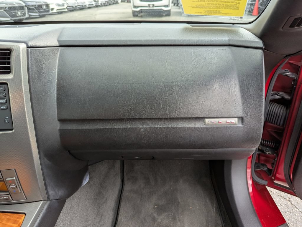 Used 2004 Cadillac XLR RWD image 35