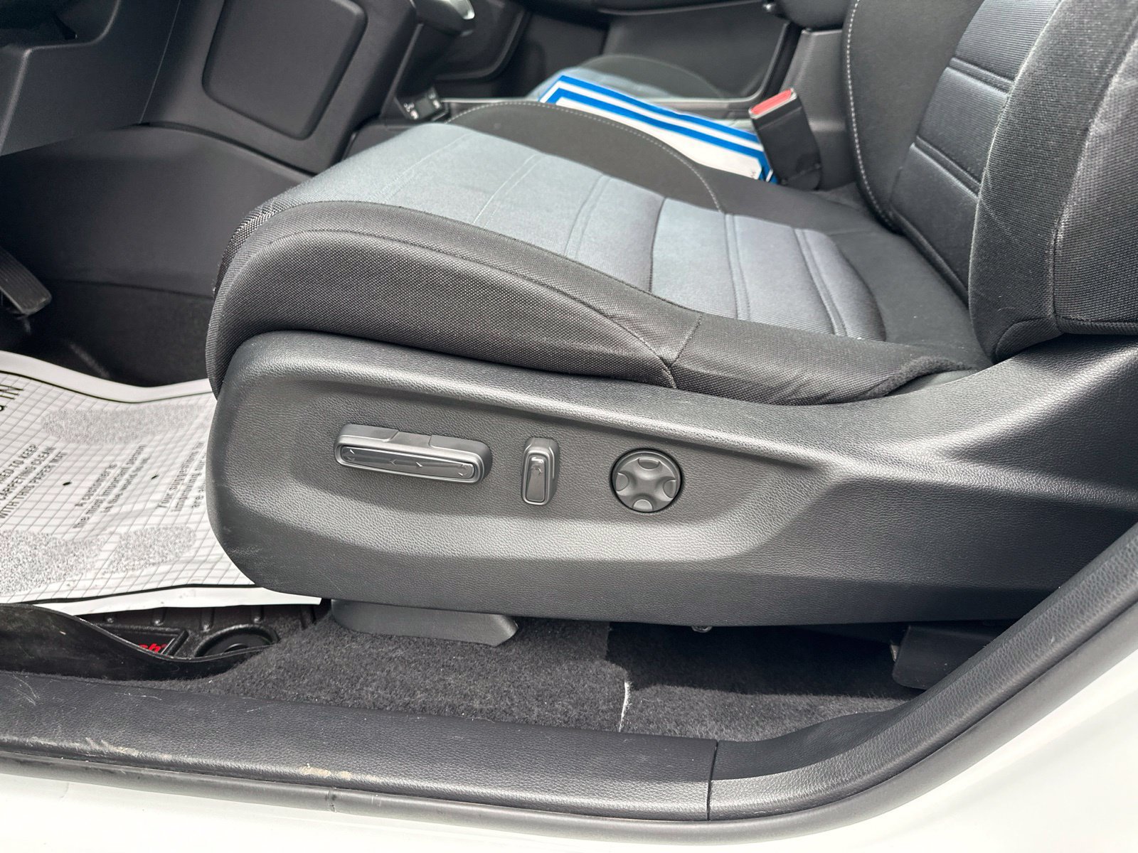 Used 2020 Honda CR-V EX image 13