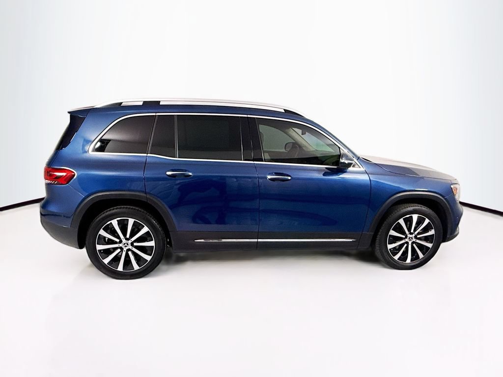 Certified 2022 Mercedes-Benz GLB 250 4MATIC image 4