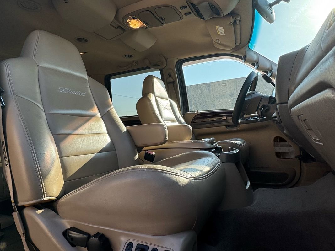 Used 2003 Ford Excursion Limited image 15