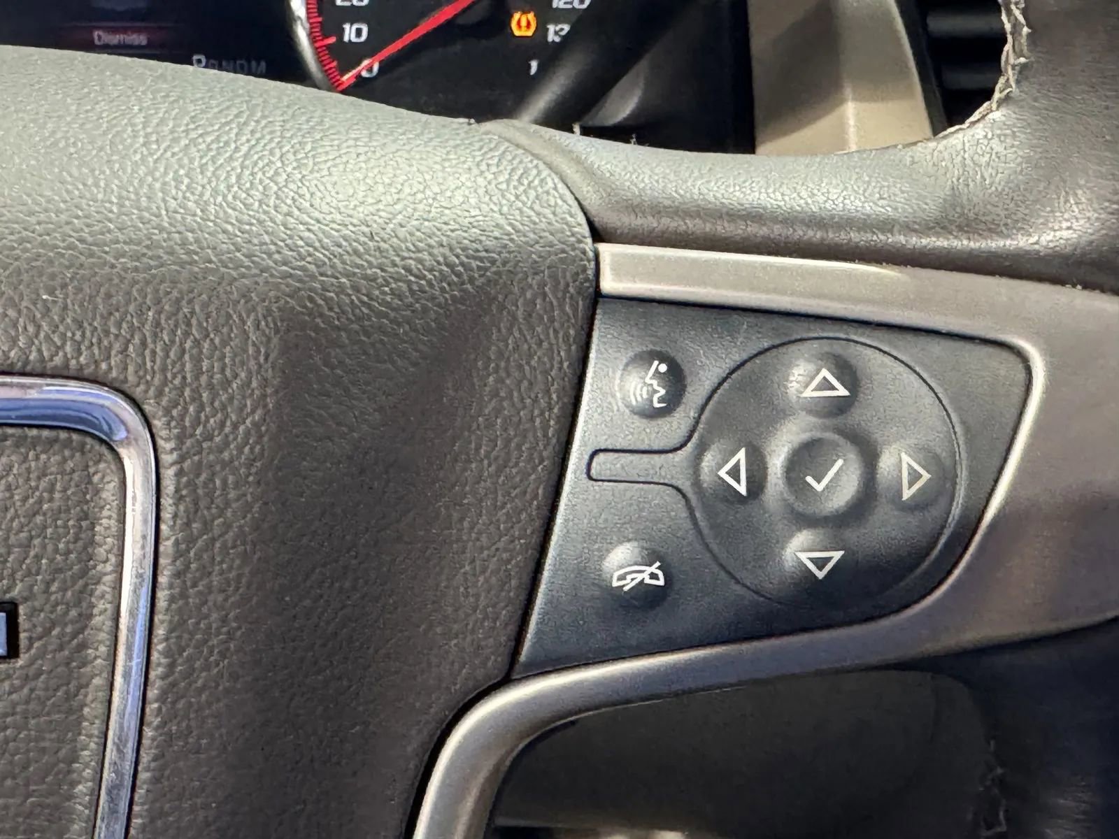 Used 2016 GMC Yukon Denali w/ Open Road Package AWD/4WD image 17