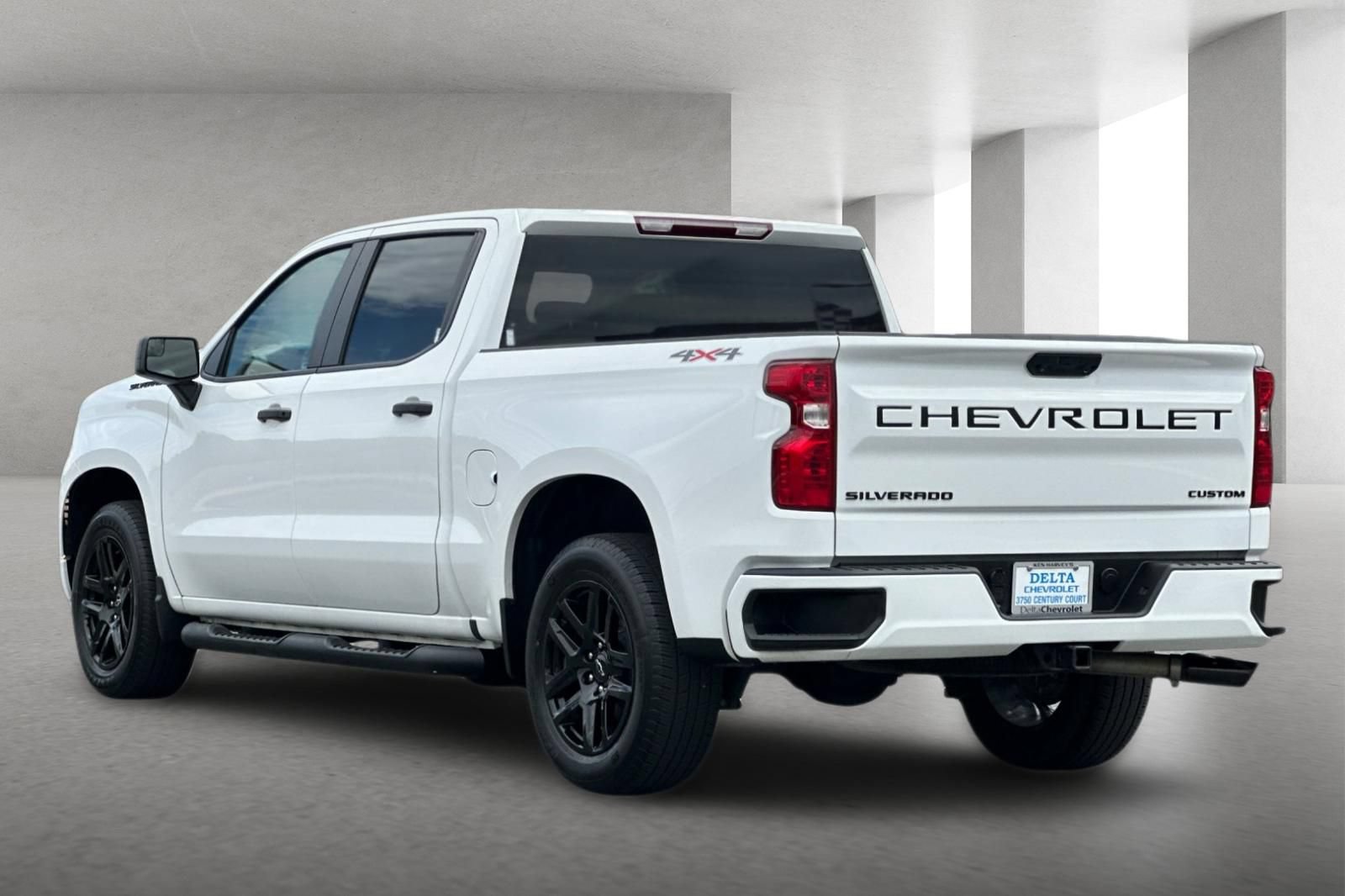 Used 2023 Chevrolet Silverado 1500 Custom w/ LPO, Dark Essentials Package AWD/4WD image 6
