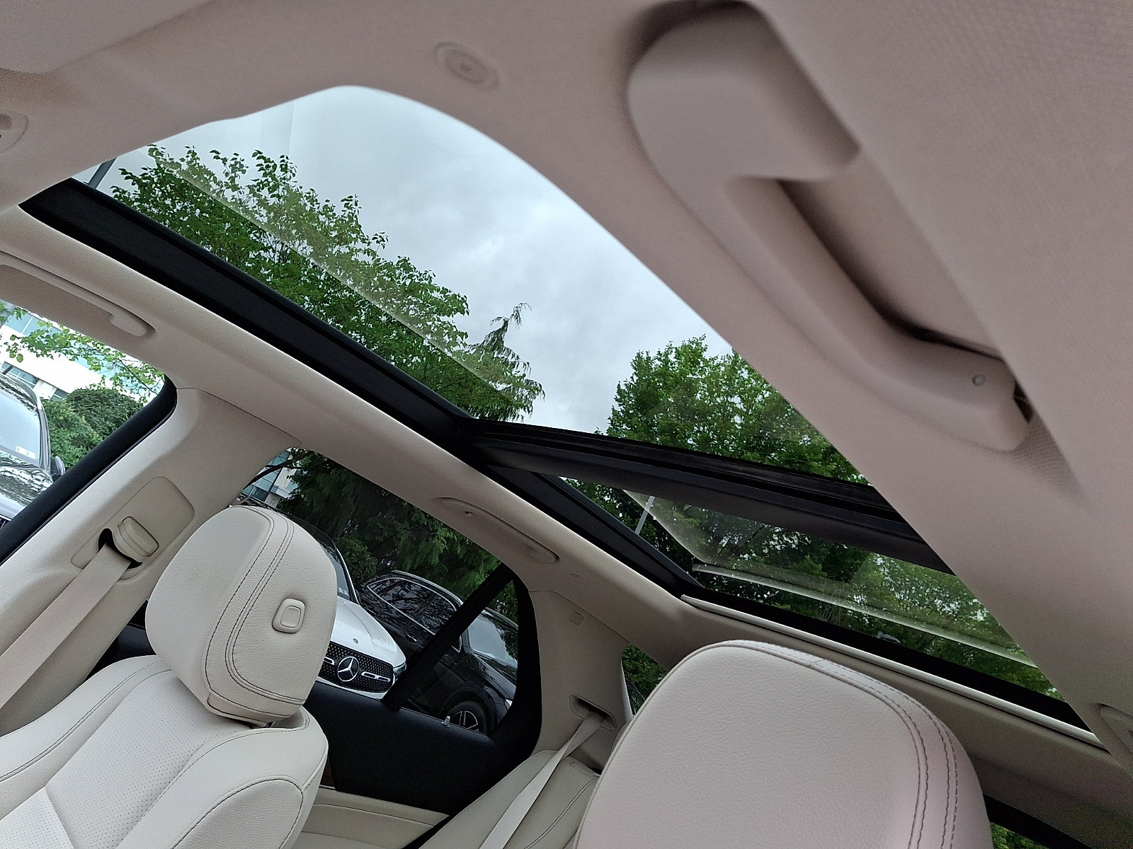 New 2026 Mercedes-Benz GLE 350 4MATIC image 12
