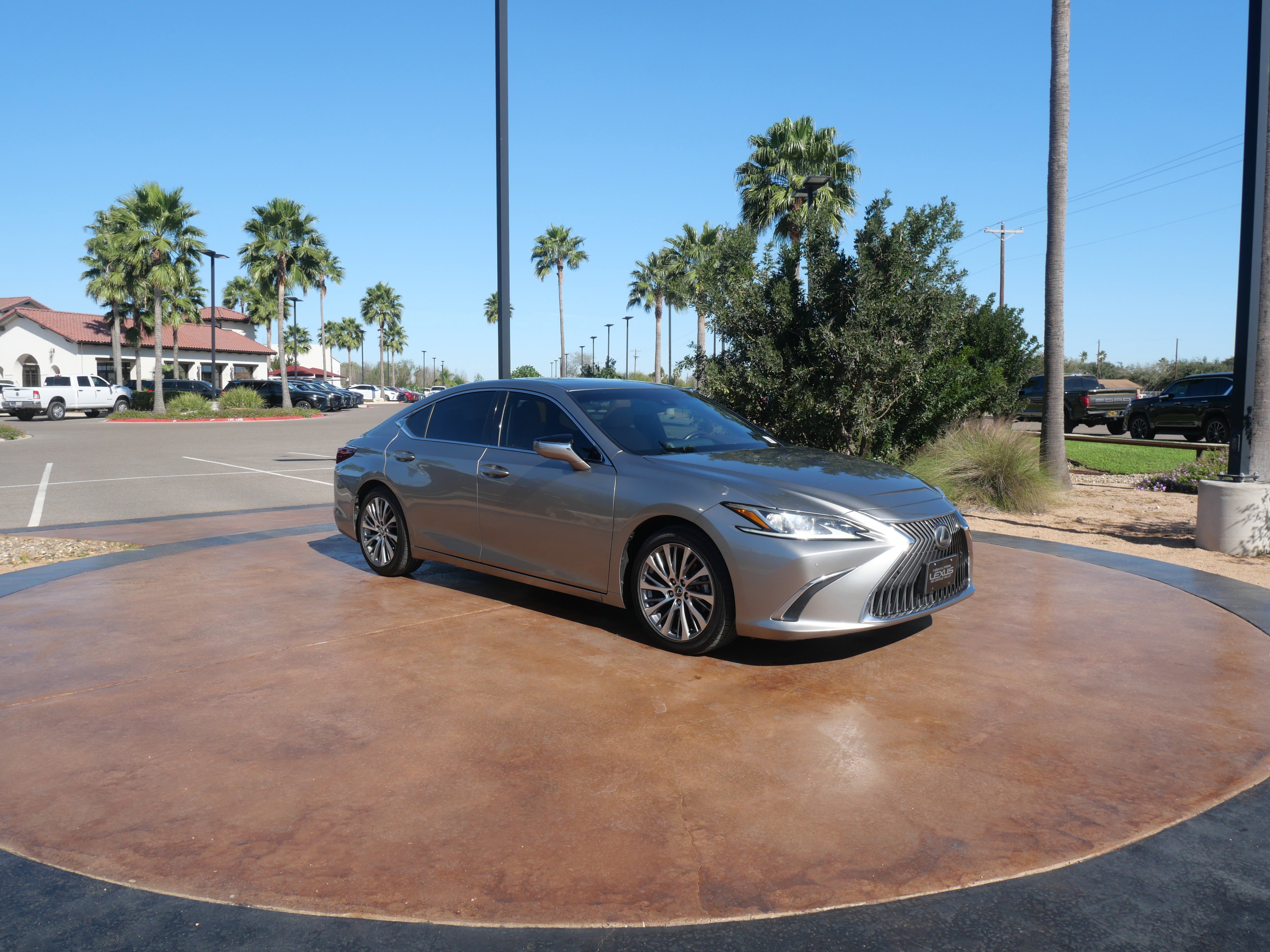 Used 2019 Lexus ES 350 w/ Premium Package