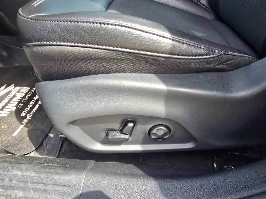 Used 2019 Jeep Compass Latitude AWD/4WD image 17