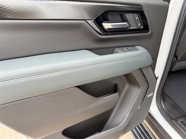 New 2026 GMC Yukon AT4 image 10