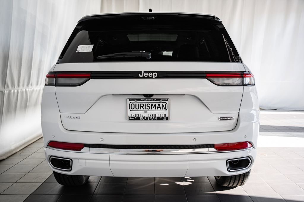 New 2025 Jeep Grand Cherokee Overland w/ Adv Protech Group III AWD/4WD image 5