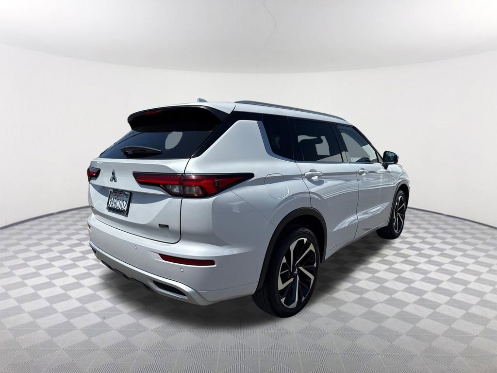 Used 2022 Mitsubishi Outlander SEL FWD image 4