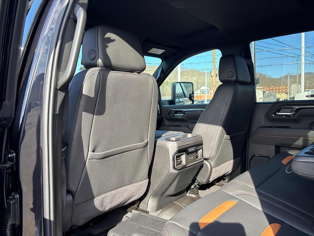 New 2026 GMC Sierra 2500 AT4 image 29