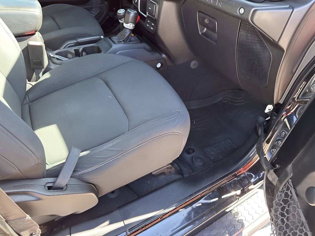 Used 2021 Jeep Wrangler Unlimited Sport image 16