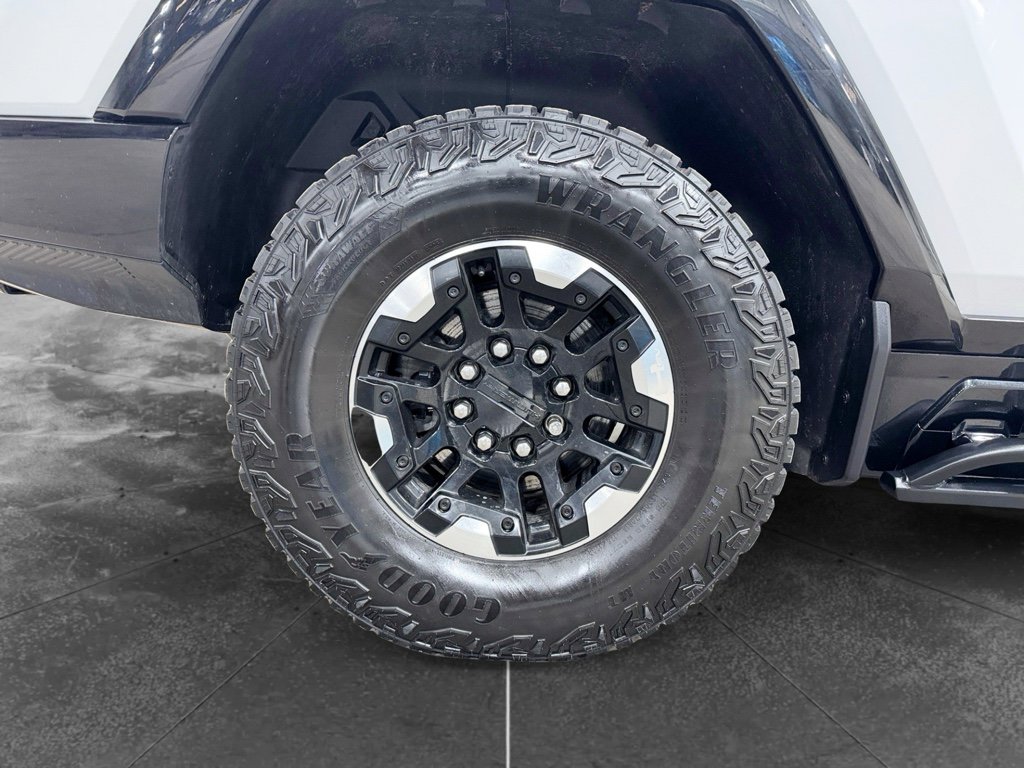 Used 2022 GMC Hummer EV Edition 1 w/ LPO, Illumination Package image 41